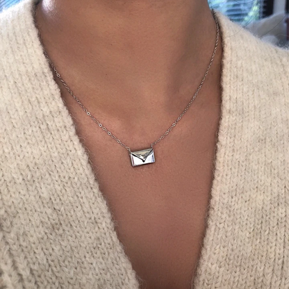 Nousa | De envelop ketting 1 ketting 2 cadeaus