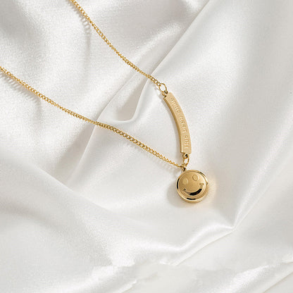 Nousa | Geometrische smiley ketting