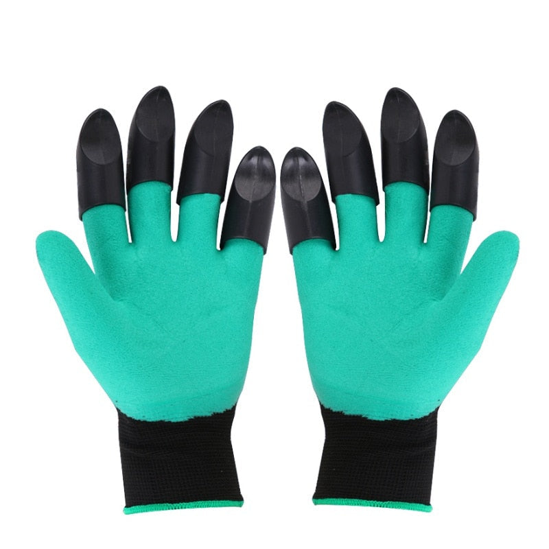 Set tuinhandschoenen in groen en zwart met vier stevige kunststof klauwen aan de vingertoppen.